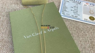 #18k+다이아몬드비밀공장  반클리프 앤 아펠 Van Cleef & Arpels 빈티지 알함브라 펜던트 네크리스 검수사진✔ ☆☆☆☆☆