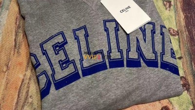 셀린느 오버사이즈 그레이 티셔츠 맨투맨 SIZE S M L 검수사진✔ ☆☆☆☆☆