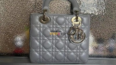 #신공장 디올 Dior 스몰 레이디백 마이 ABC디올 백 까나쥬 램스킨 아이언 그레이 M0538OCAL 검수사진✔ ☆☆☆☆☆