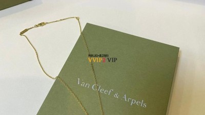 #18k+다이아몬드비밀공장  반클리프 앤 아펠 Van Cleef & Arpels 빈티지 알함브라 펜던트 네크리스 검수사진✔ ☆☆☆☆☆