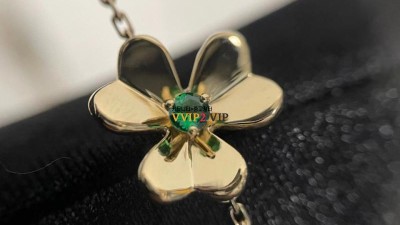 #18k+다이아몬드비밀공방  반클리프 앤 아펠 Van Cleef & Arpels 프리볼 브레이슬릿 미니 옐로우골드 에메랄드 VCARP7SC00 검수사진✔ ☆☆☆☆☆