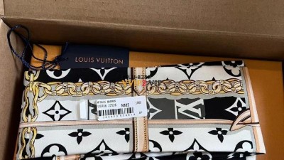 루이비통 Louis Vuitton LV 모노그램 컨피덴셜 방도 스카프 M78656 검수사진✔ ☆☆☆☆☆