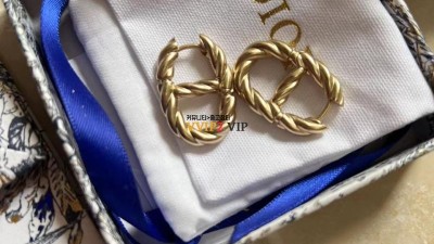 디올 DIOR CD 네이비 귀걸이 이어링 E2134WOMMT_D300 검수사진✔ ☆☆☆☆☆