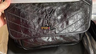 생로랑 SAINT  LAURENT 니키백 체인 숄더백 미듐 SIZE 28*20*8.5cm 검수사진✔ ☆☆☆☆☆ #신공장