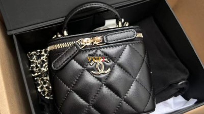샤넬 CHANEL 골드볼 베니티 정사각 램스킨 블랙 금장 AP1447 검수사진✔ ☆☆☆☆☆ #지존