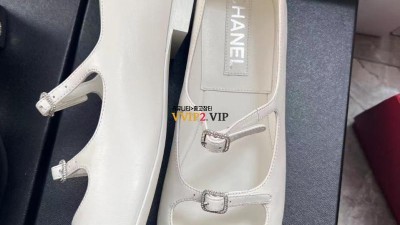샤넬 CHANEL 더블 메리제인 플랫슈즈 G39514 SIZE 35~39 ☆☆☆☆☆ # 체크부분 불량은 아닌데 거슬리면 교환처리 !!! 발송처리 해달라고하셔서 발송처리 해요 ^^♡