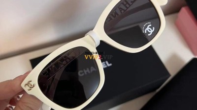 샤넬 CHANEL CC로고 레터링 여성 선글라스 SIZE 52-19-145 검수사진✔ ☆☆☆☆☆