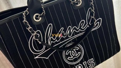 샤넬 CHANEL 23P 스트라이프 도빌백 라지 A66941 SIZE 30*50*22cm 검수사진✔ ☆☆☆☆☆ #티무역