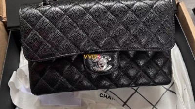 샤넬 CHANEL 클래식 스몰 클스 캐비어 은장 플랩백 A01113 SIZE 23cm 검수사진✔ ☆☆☆☆☆ #지존