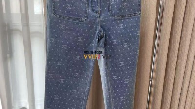 샤넬 CHANEL 23P CC로고 라이트 블루 포켓 데님 청바지 팬츠 P74503 검수사진✔ ☆☆☆☆☆