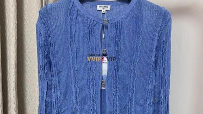 샤넬 CHANEL 23P 진주 로고 가디건 P74585 검수사진✔ ☆☆☆☆☆