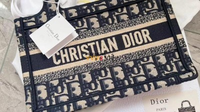 디올 DIOR 오블리크 북토트 미니 토트백 S5475ZRIW M928 검수사진✔ ☆☆☆☆☆ #엔젤