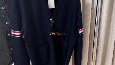 톰브라운 THOM BROWNE 가디건 검수사진✔ ☆☆☆☆☆