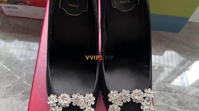 로저비비에 Roger Vivier 플라워 스트라스 크리스탈 버클 새넽 펌프스 검수사진 ☆☆☆☆☆