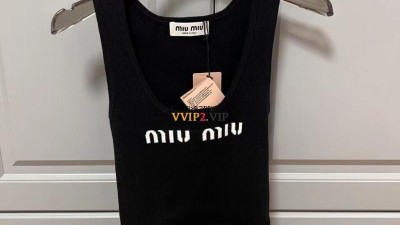 미우미우 MIU MIU  여성 니트 조끼 베스트 SIZE 36 38 40 검수사진 ☆☆☆☆☆