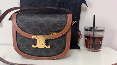 셀린느 CELINE 트리오페 베사체 캔버스 탄 110962BZ4.04LU 검수사진 ☆☆☆☆☆ #신공장