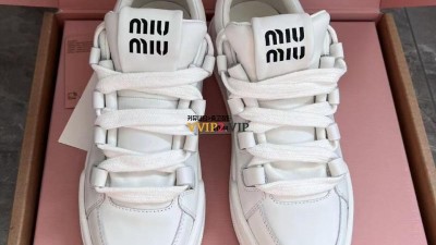 미우미우 Miu Miu 레더 화이트 스니커즈 5E912D SIZE 35~40 검수사진 ☆☆☆☆☆