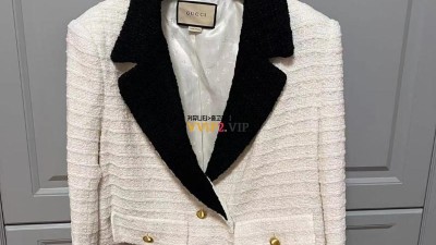 구찌 GUCCI 23SS 트위드자켓 검수사진 ☆☆☆☆☆