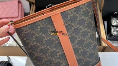 셀린느 CELINE 트리오페 버킷백 스몰 191442CAS.04LU 검수사진✔ ☆☆☆☆☆ #신공장