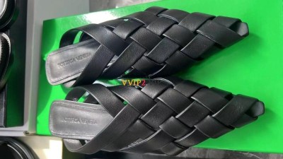 보테가베네타 BOTTEGA VENETA 23 여성 뮬 슬리퍼 SIZE 35~39 검수사진 ☆☆☆☆☆