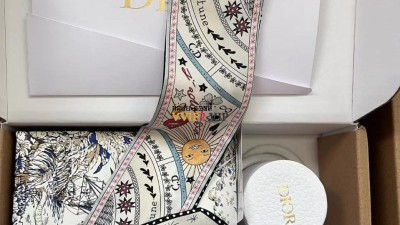 디올 DIOR 방도 스카프 검수사진 ☆☆☆☆☆