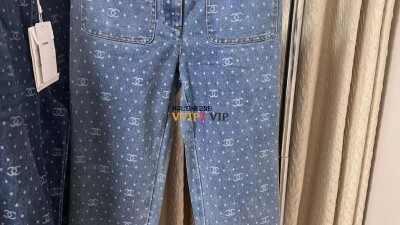샤넬 CHANEL CC로고 라이트 블루 포켓 데님 청바지 팬츠 P74503 SIZE 34 36 38 40 검수사진✔ ☆☆☆☆☆