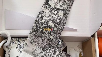 디올 DIOR 방도 스카프 검수사진 ☆☆☆☆☆