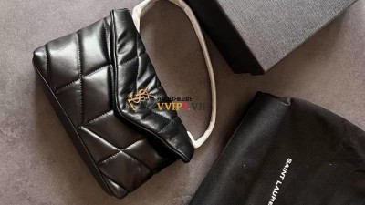 생로랑 SAINT LAURENT 여성 퀄티드 가죽 퍼퍼 토이 숄더백 759337 22cm 검수사진 ☆☆☆☆☆