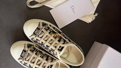 디올 DIOR 워크앤디올 블루 스니커즈 운동화 KCK211OBE S56B 검수사진 ☆☆☆☆☆