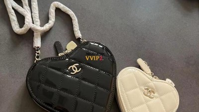 샤넬 CHANEL 하트 체인 월렛온 클러치백 AP3295 검수사진 ☆☆☆☆☆