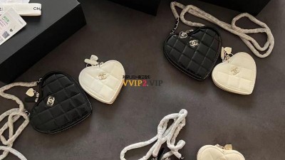 샤넬 CHANEL 하트 체인 월렛온 클러치백 AP3295 검수사진 ☆☆☆☆☆