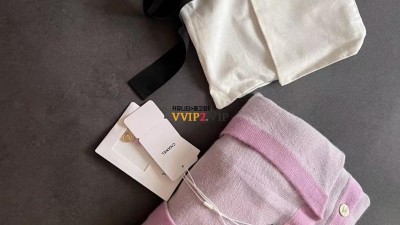 샤넬 CHANEL 23SS 캐시미어 가디건 P75050 검수사진 ☆☆☆☆☆