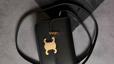 셀린느 CELINE 트리오페 틴 샤이니 카프스킨 블랙 숄더백 188423 검수사진 ☆☆☆☆☆ #VVIP공장
