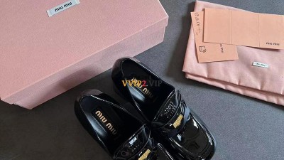 미우미우 Miu Miu 페이던트 페니 로퍼 SIZE 35 36 36.5 37 37.5 38 39 검수사진 ☆☆☆☆☆