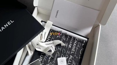 샤넬 CHANEL 스퀘어 스카프 AA9034 검수사진 ☆☆☆☆☆
