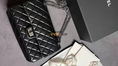 샤넬 CHANEL 2.55 빈티지 플랩백 라지 블랙 빈티지 은장 A37587 SIZE 28cm 검수사진 #vvip공장