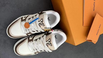루이비통 LOUIS VUITTON LV 23 트레이너 모카 컬러 슈퍼버전 스니커즈 운동화 SIZE 여성 35~40 / 남성 39~44 검수사진 ☆☆☆☆☆