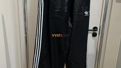 발렌시아가 Balenciaga x 아디다스 Adidas 스트라이프 루즈핏 트랙팬츠 검수사진 ☆☆☆☆☆