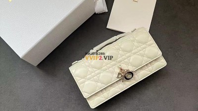 디올 DIOR 레이디 탑핸들 클러치 S0980ONMJ SIZE 21*11.5*4.5cm 검수사진 ☆☆☆☆☆ #여왕샵