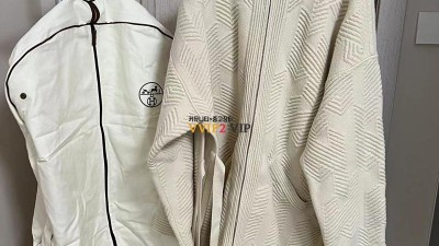 에르메스 HERMES 케이프 판초 코트 SIZE 36 38 40 ※100% 버진 울 검수사진 ☆☆☆☆☆ #타지아