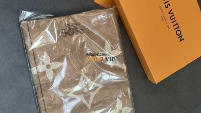 루이비통 LOUIS VUITTON LV 레이캬비크 프린지 캐시미어 스카프 머플러 M76067 SIZE 170*46cm # 100% 캐시미어 검수사진 ☆☆☆☆☆ #VVIP공장