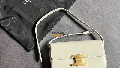 셀린느 CELINE 트리오페 카프스킨 숄더백 화이트 194143 검수사진 ☆☆☆☆☆ #vvip공장