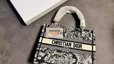 디올 DIOR 투알 드 주이 북토트 스몰 토트백 M1265ZRGO M928 SIZE 26.5cm 검수사진 ☆☆☆☆☆ #vvip공장