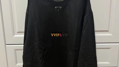프라다 PRADA 삼각로고 오버핏 맨투맨 UJL26A SIZE XS S M L ☆☆☆☆☆