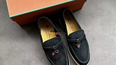로로피아나 Loro Piana 썸머워크 참스 로퍼 SIZE 35~41 검수사진 ☆☆☆☆☆