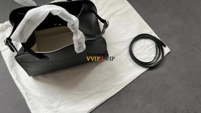 더로우 THE ROW 마고백 12 블랙 레더 토트백 SIZE 30*23*19cm 검수사진 ☆☆☆☆☆ #vvip공장