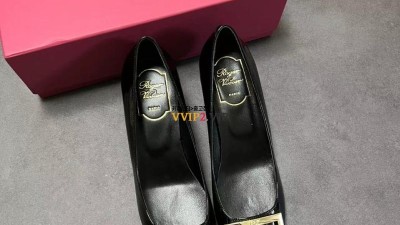 로저비비에 ROGER VIVIER 트럼펫 페이던트 펌프스 힐 SIZE 34~39 @ 굽 4.5cm 검수사진 ☆☆☆☆☆