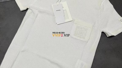 샤넬 CHANEL 24SS 프리컬렉션 엠브로이더리 클로버 CC 포켓 버튼 숏 슬리브 리브드 니트 티셔츠 화이트 P76981 SIZE 36 38 40 검수사진 ☆☆☆☆☆ #타지아
