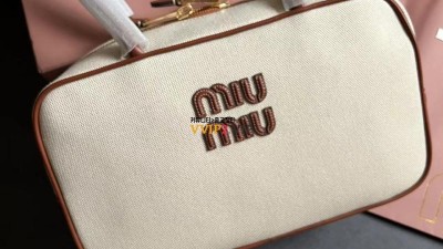 미우미우 MIU MIU 캔버스 탑핸들 백 1827262 검수사진 ☆☆☆☆☆