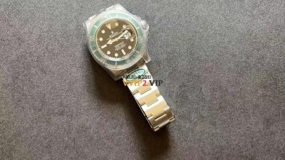 로렉스 롤렉스 ROLEX 서브마리너 그린 다이얼 섭마 스타벅스 스벅 헐크 126610LV 신형 41MM + VS3135 오토메틱 무브먼트 904L 검수사진 ☆☆☆☆☆ #클린공장
